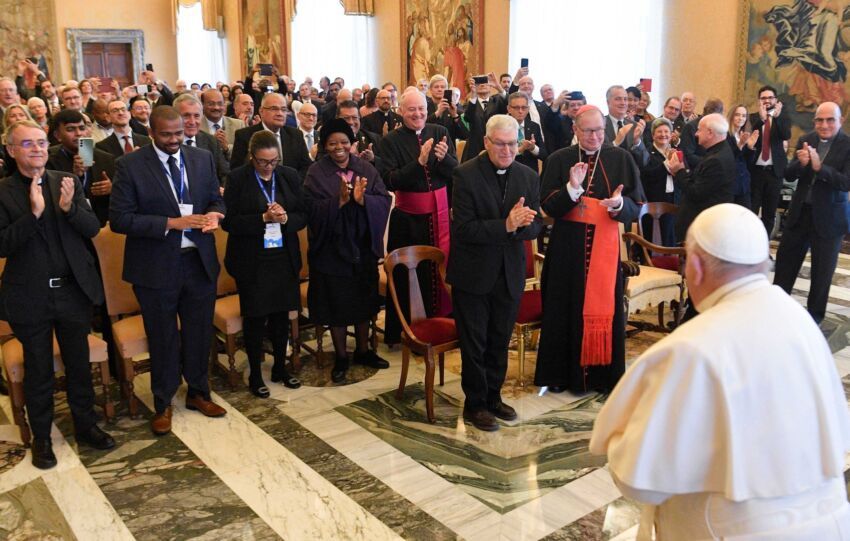 Papa Francisco con la Pontificia Academia para la Vida