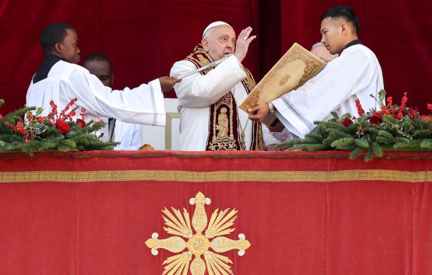 Mensaje de Navidad del Papa Francisco y bendición Urbi et Orbi