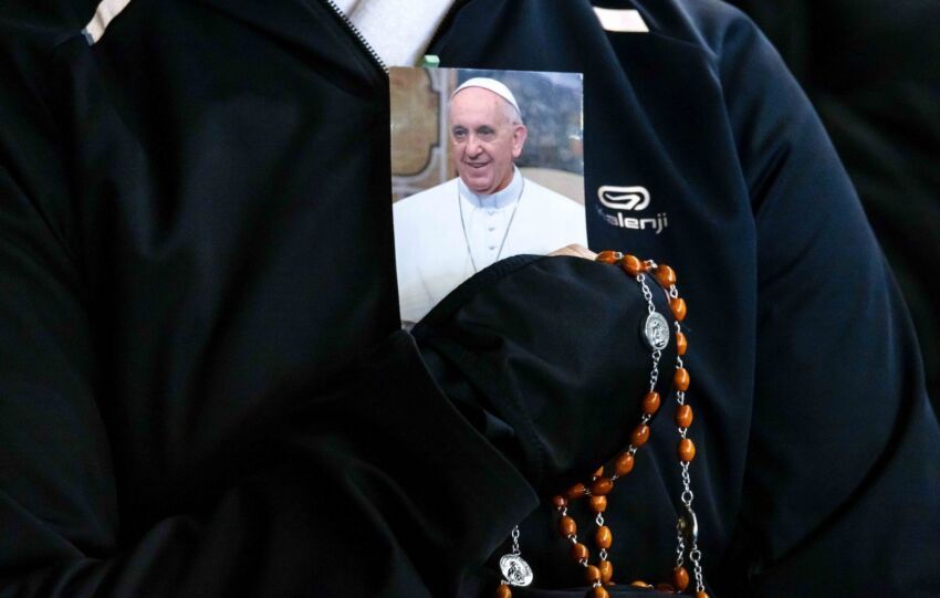 Rosario Vaticano Papa Franciso
