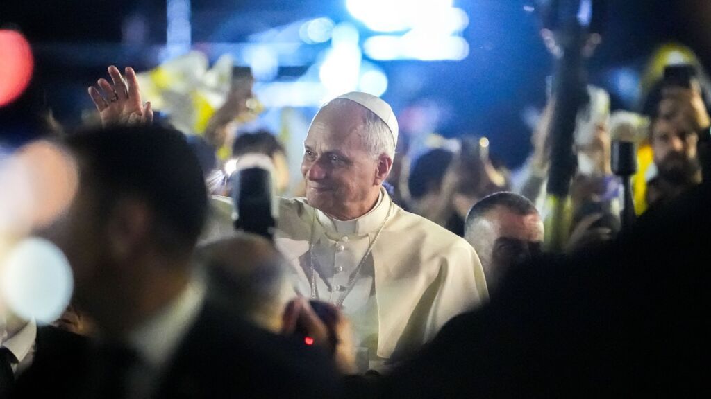 Papa León Beirut Jóvenes