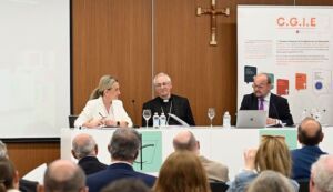 El Consejo General de la Iglesia en la Educación recibe a la ministra Milagros Tolón