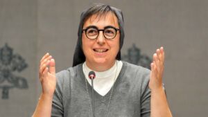 CNS. Lola Gómez