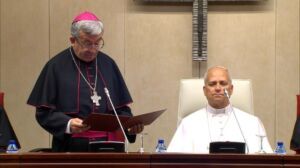 Luis Argüello, al Papa en la sede de la CEE: «Su presencia acrecienta nuestra esperanza e impulsa nuestro celo apostólico»